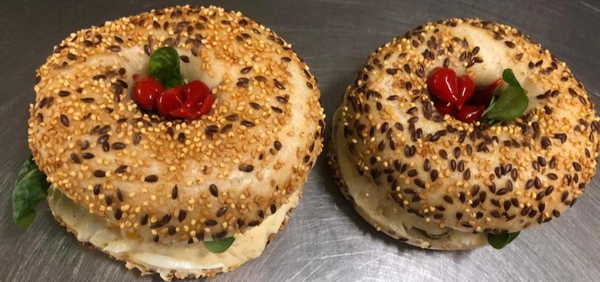 Bagels aux oeufs